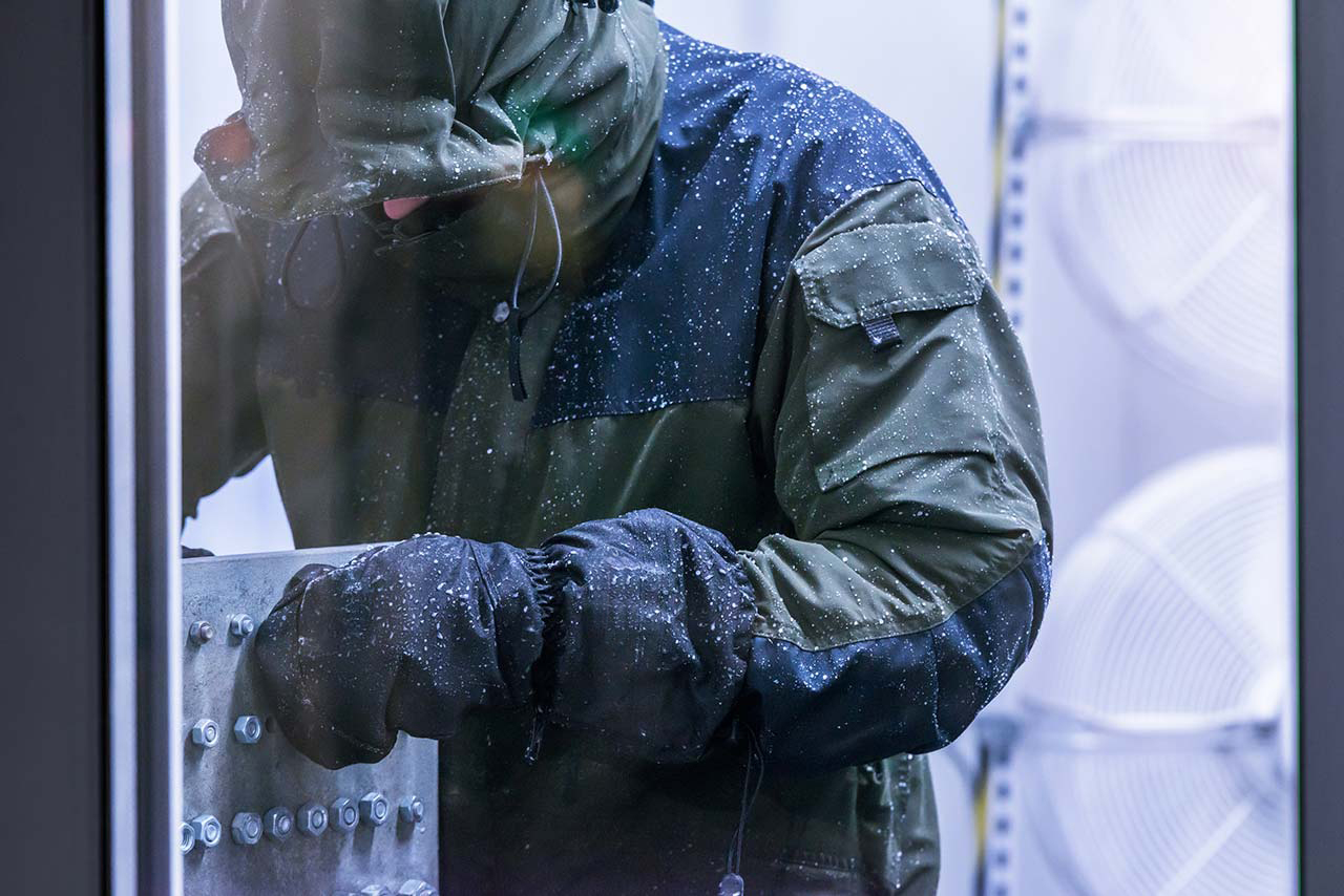 Testing cold clothes from Torraka