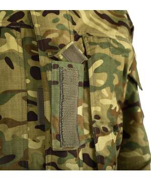 Field Jacket 1679 31978 bröstficka.JPG